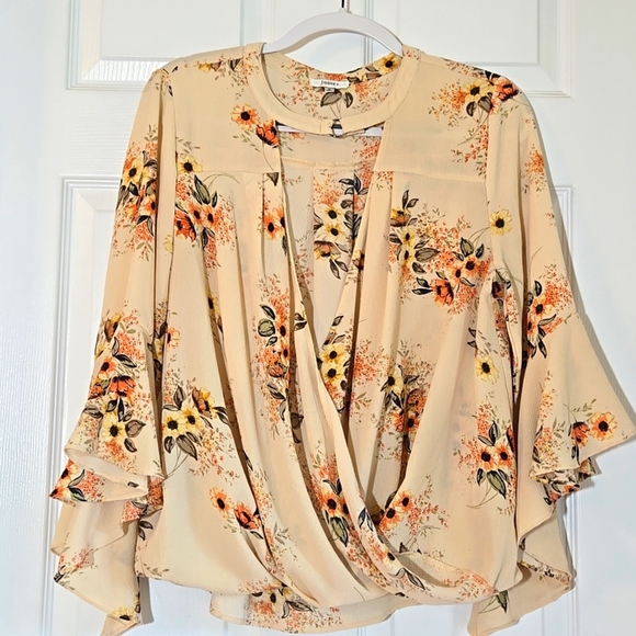B4. JODIFL Cream V-neck Bell Sleeve Crossover Blouse  Size Medium - Picture 1 of 5